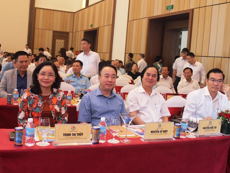 Phó Thủ tướng Trần Hồng Hà: Nâng cao chất lượng, kiến tạo không gian, môi trường văn hóa trong hoạt động báo chí - Anh 5