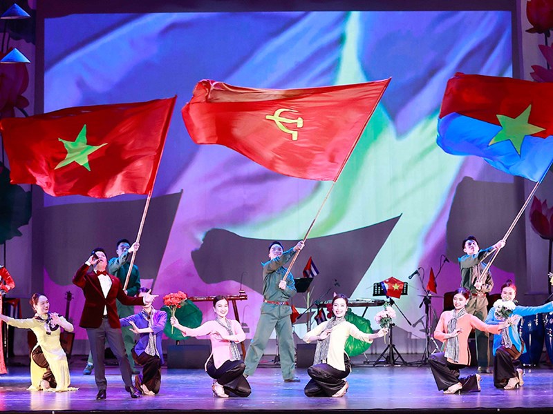 Nồng ấm chương trình nghệ thuật đặc biệt “Việt  Nam - Cuba những dấu ấn lịch sử” - Anh 6