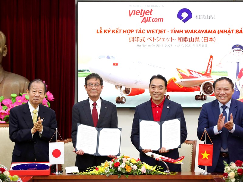 Bộ trưởng Nguyễn Văn Hùng: Nỗ lực đưa quan hệ hợp tác VHTTDL Việt Nam - Nhật Bản lên tầm cao mới - Anh 5