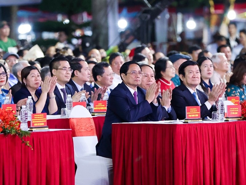 Thủ tướng dự khai mạc Lễ hội Hoa Phượng Đỏ - Hải Phòng - Anh 1