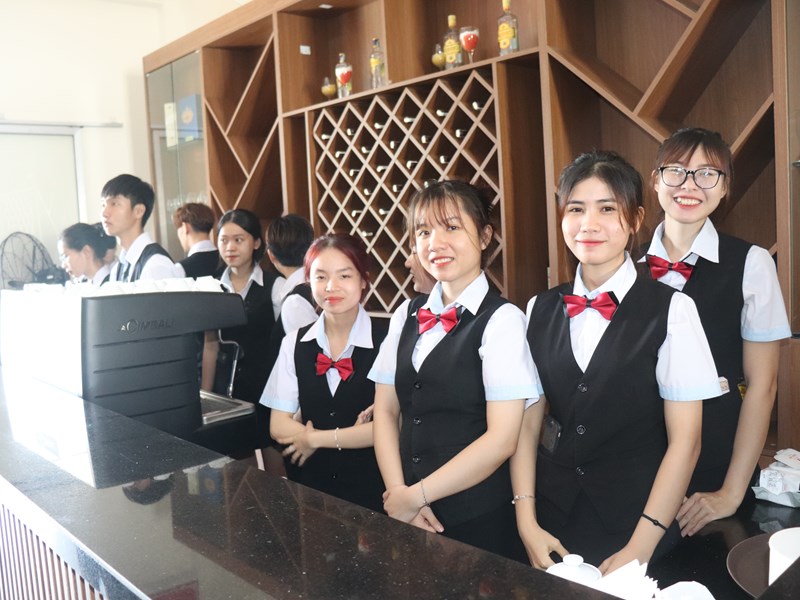 Khánh Hòa: Hấp dẫn thi pha chế cà phê trong chương trình Festival Biển Nha Trang - Anh 6
