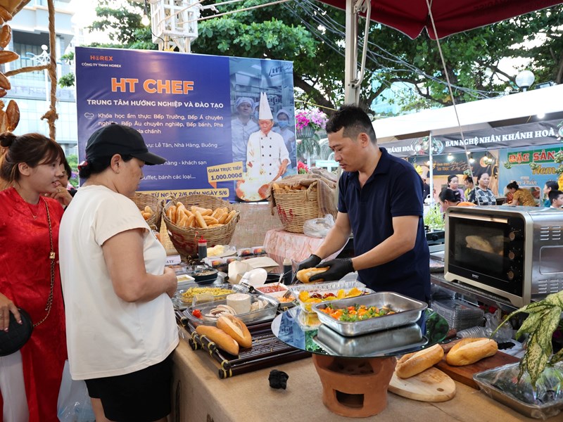 Lễ hội ẩm thực biển Nha Trang - Anh 4