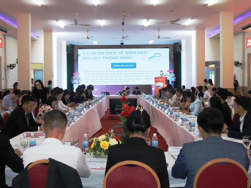 Hội thảo quốc tế  về xây dựng điểm đến du lịch thông minh - Anh 1