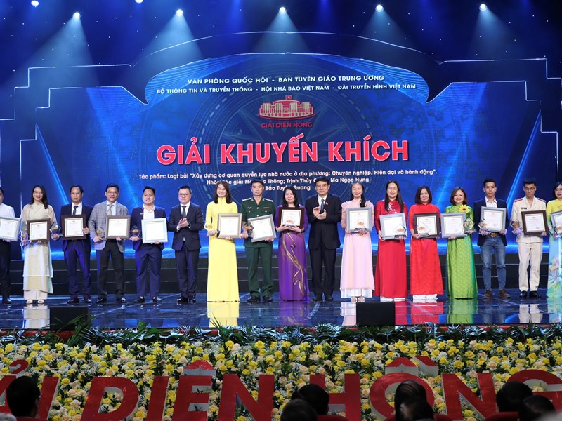 Báo Văn Hóa đoạt Giải Diên Hồng lần thứ nhất - Anh 6