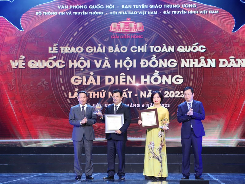 Báo Văn Hóa đoạt Giải Diên Hồng lần thứ nhất - Anh 7
