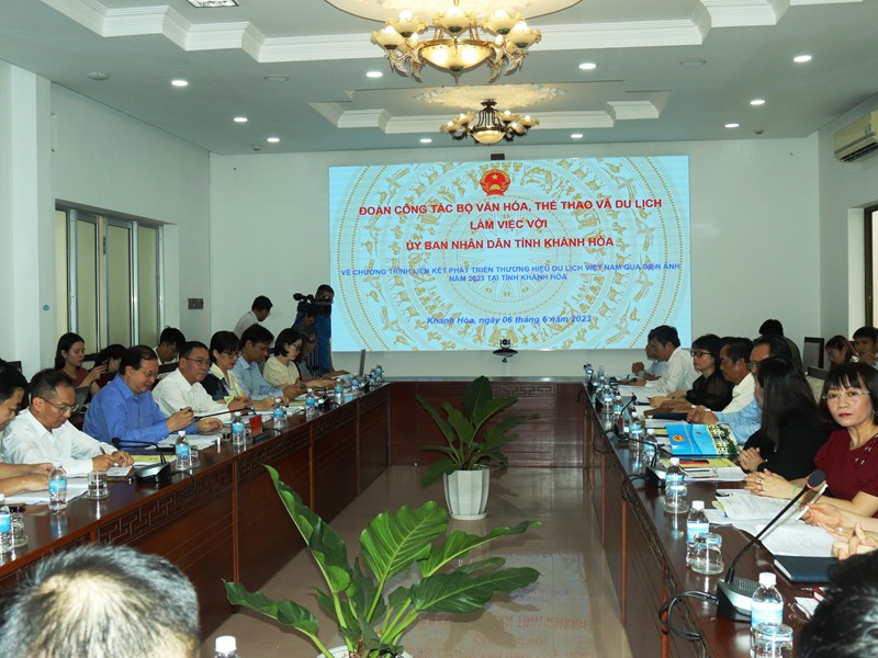 Bộ VHTTDL: Tổ chức hàng loạt chương trình giới thiệu du lịch Khánh Hòa qua điện ảnh - Anh 1