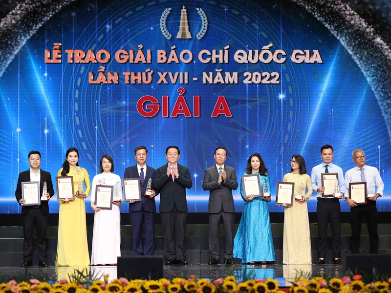 Báo Văn Hóa đoạt Giải Báo chí quốc gia - Anh 4