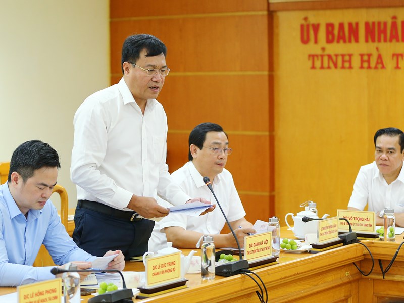 Bộ trưởng Nguyễn Văn Hùng: Đánh thức tiềm năng, phát huy giá trị văn hoá của núi Hồng, sông La và con người Hà Tĩnh - Anh 6