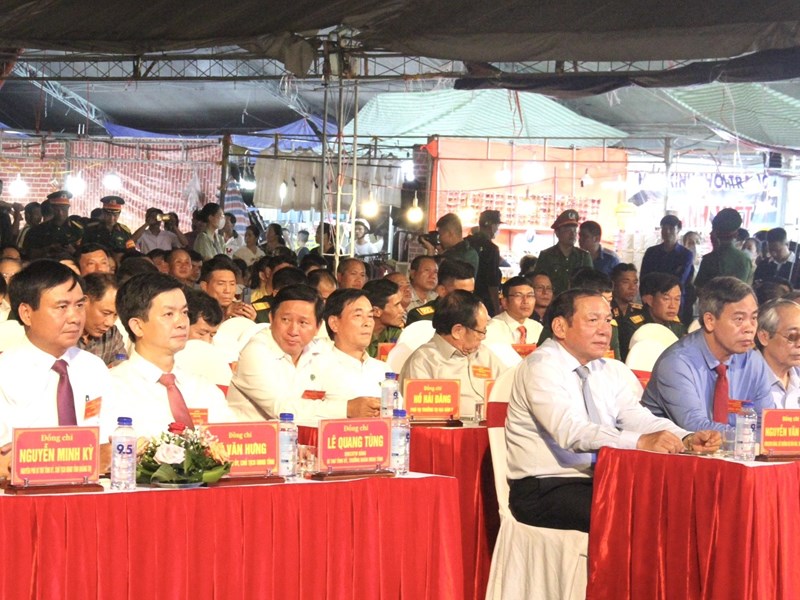 “Vang mãi bản hùng ca Khe Sanh - Hướng Hoá” - Anh 1