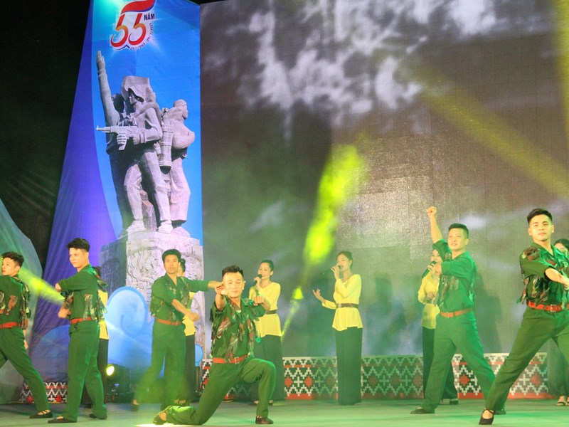 “Vang mãi bản hùng ca Khe Sanh - Hướng Hoá” - Anh 4