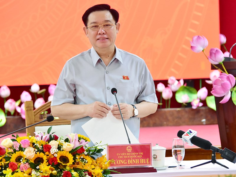 Thừa Thiên Huế phấn đấu là điểm đến an toàn, thân thiện, xứ sở của hạnh phúc và tràn đầy năng lượng - Anh 1