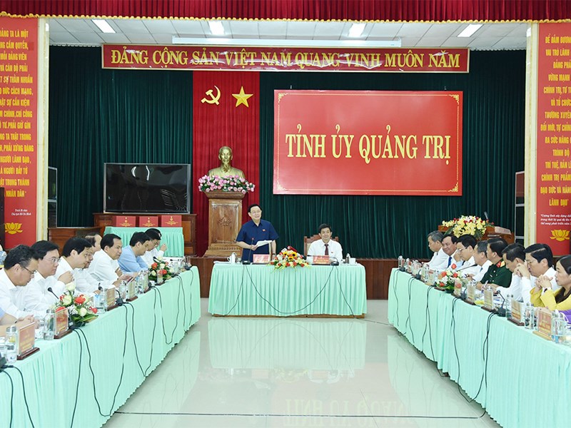 Chủ tịch Quốc hội: Quảng Trị cần phát huy thành tố “khát vọng hòa bình