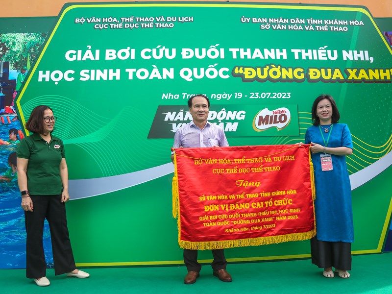 Khai mạc Giải bơi cứu đuối thanh thiếu nhi, học sinh toàn quốc - Anh 1