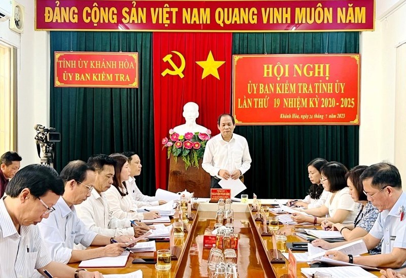 Khánh Hòa: Kỷ luật cảnh cáo Chủ tịch UBND thị xã Ninh Hòa - Anh 1