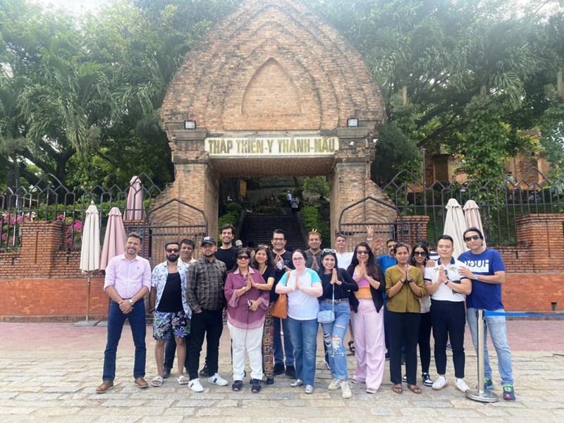 Doanh nghiệp lữ hành Ấn Độ khảo sát du lịch Nha Trang - Anh 1