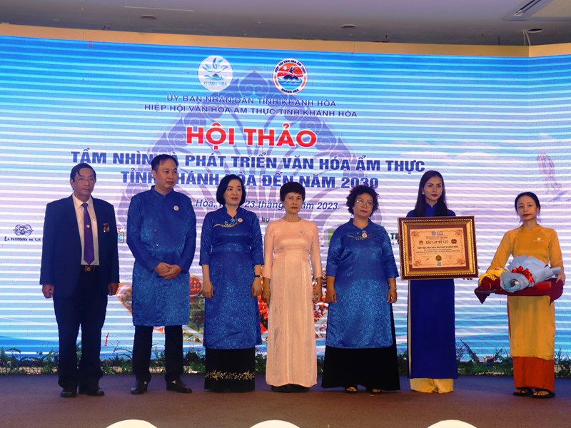 Hội thảo “Tầm nhìn và phát triển văn hóa ẩm thực tỉnh Khánh Hòa đến năm 2030” - Anh 3