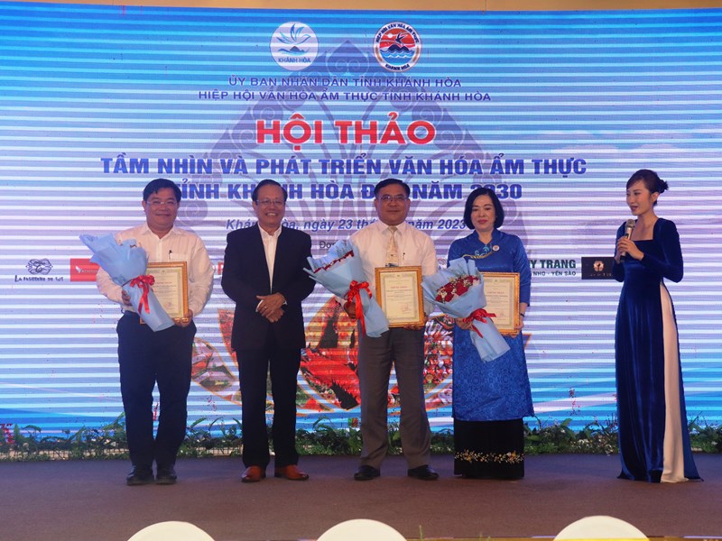 Hội thảo “Tầm nhìn và phát triển văn hóa ẩm thực tỉnh Khánh Hòa đến năm 2030” - Anh 4