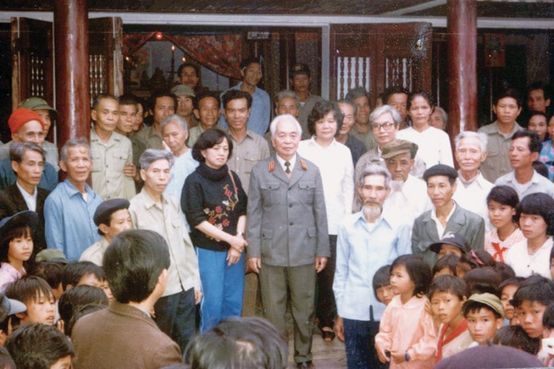 Tự hào được hát mừng sinh nhật Đại tướng - Anh 1