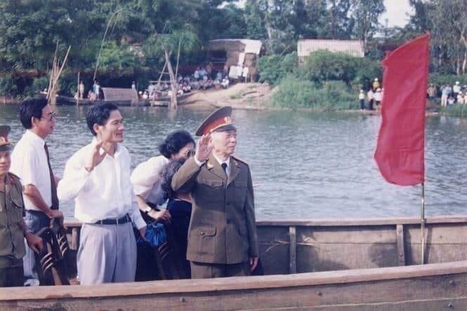Tự hào được hát mừng sinh nhật Đại tướng - Anh 2