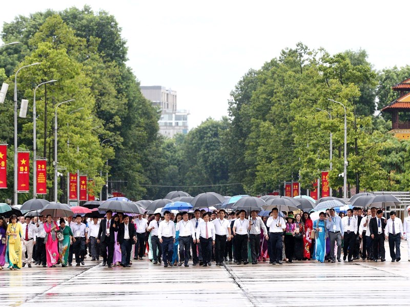 Các điển hình tiên tiến trong lĩnh vực VHTTDL báo công dâng Bác - Anh 4