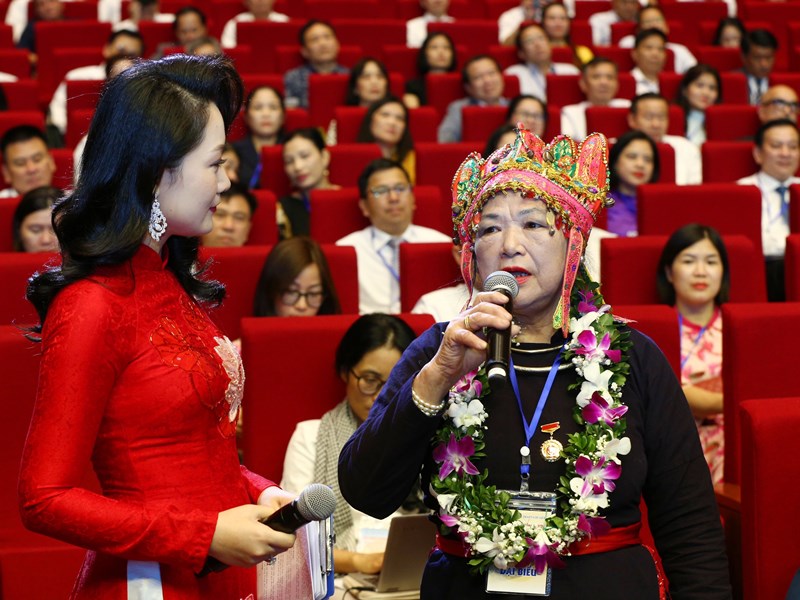 Tuyên dương gương điển hình tiên tiến trong lĩnh vực văn hoá toàn quốc năm 2023: “Từng giọt nước nhỏ thấm vào lòng đất, chảy về một hướng mới thành suối, thành sông” - Anh 10