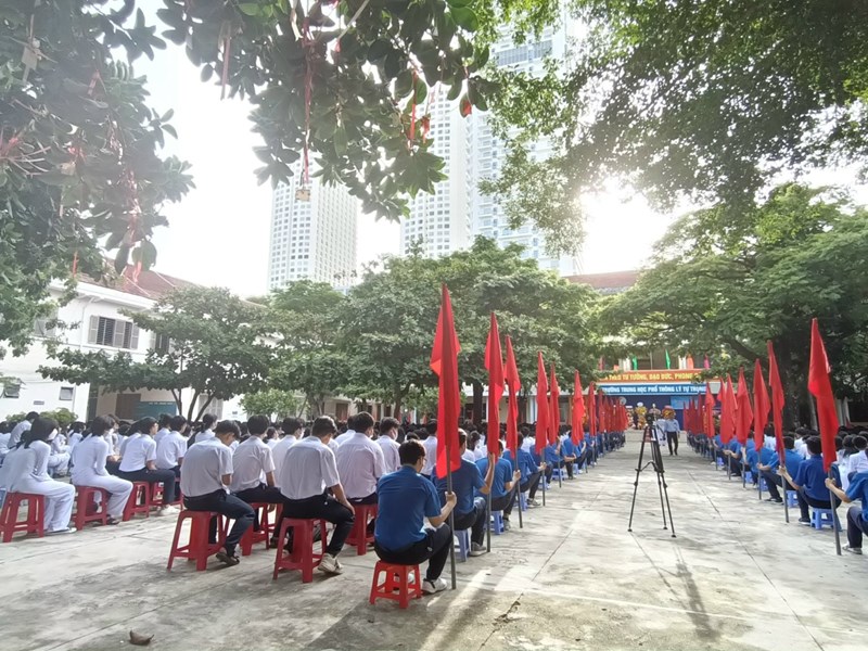 Hơn 437.200 học sinh Khánh Hòa và Ninh Thuận nô nức đến trường - Anh 1