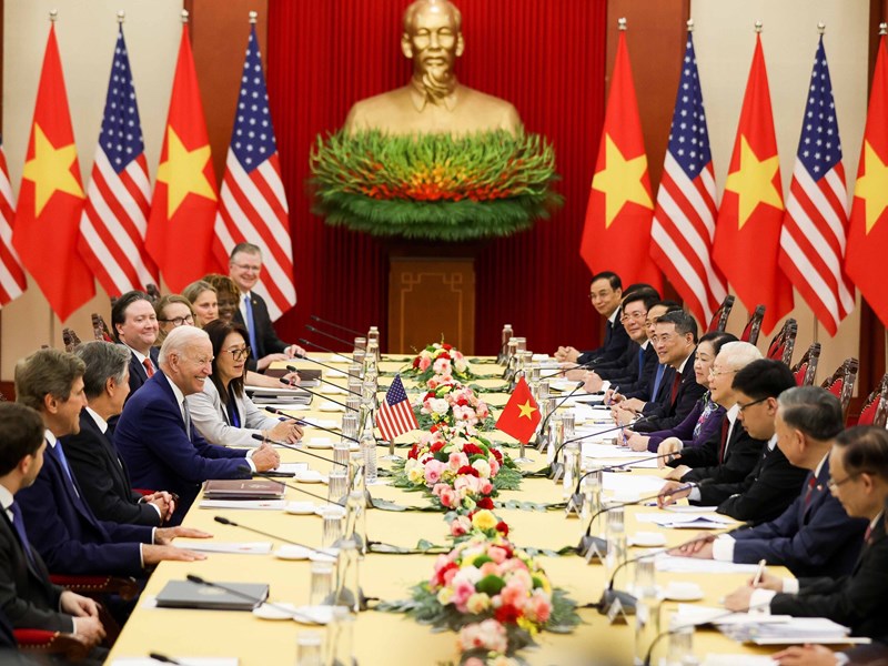 Việt Nam - Hoa Kỳ thiết lập quan hệ Đối tác Chiến lược Toàn diện vì hòa bình, hợp tác và phát triển bền vững - Anh 1