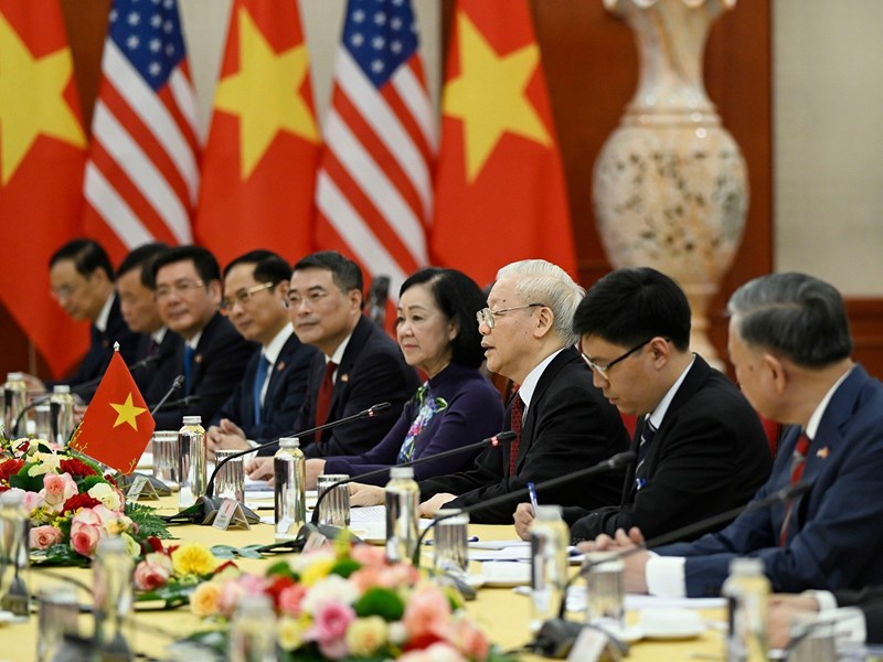 Việt Nam - Hoa Kỳ thiết lập quan hệ Đối tác Chiến lược Toàn diện vì hòa bình, hợp tác và phát triển bền vững - Anh 2