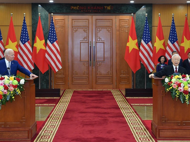 Việt Nam - Hoa Kỳ thiết lập quan hệ Đối tác Chiến lược Toàn diện vì hòa bình, hợp tác và phát triển bền vững - Anh 4