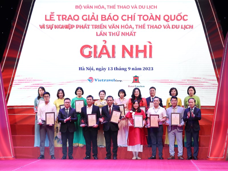 Lễ trao Giải Báo chí toàn quốc “Vì sự nghiệp phát triển Văn hóa, Thể thao và Du lịch” lần thứ Nhất: Lan tỏa thành tựu của Ngành Văn hóa, Thể thao và Du lịch - Anh 6