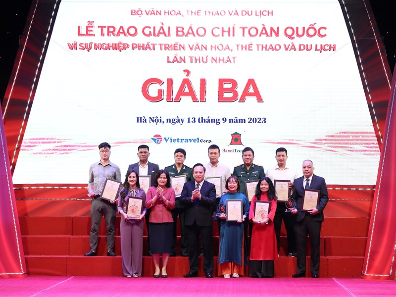 Lễ trao Giải Báo chí toàn quốc “Vì sự nghiệp phát triển Văn hóa, Thể thao và Du lịch” lần thứ Nhất: Lan tỏa thành tựu của Ngành Văn hóa, Thể thao và Du lịch - Anh 8