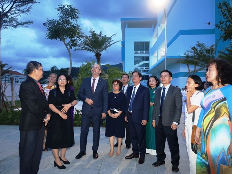 Khánh Hòa: Kỷ niệm 160 năm Ngày sinh bác sĩ Alexandre Yersin - Anh 3