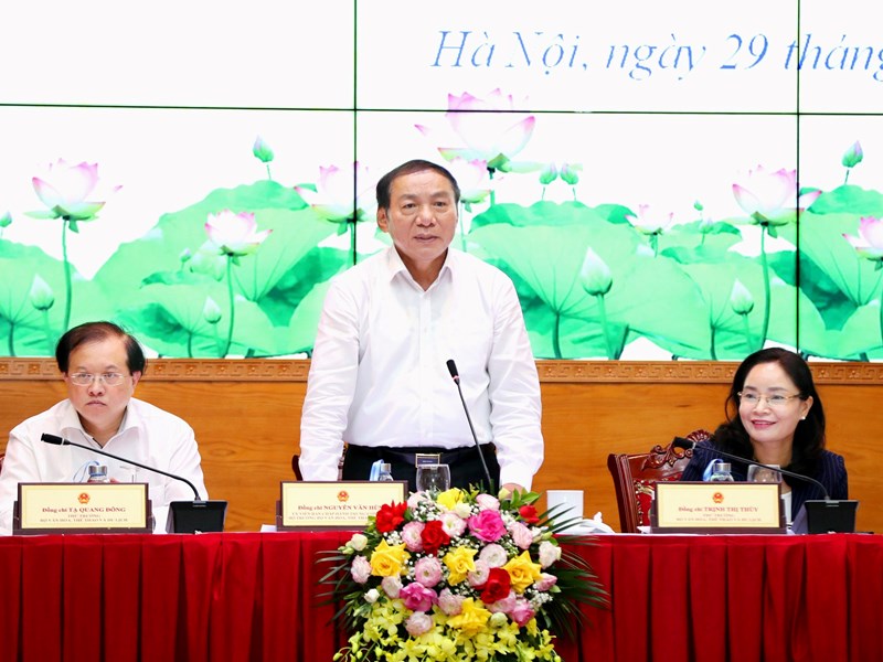 Bộ trưởng Nguyễn Văn Hùng: Tăng tốc, về đích một cách toàn diện - Anh 2