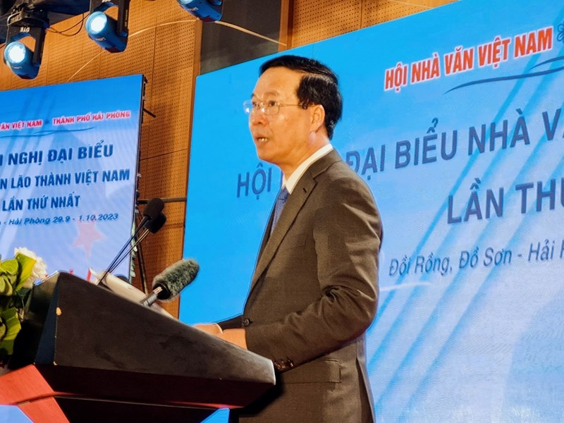 Toàn văn phát biểu của Chủ tịch nước Võ Văn Thưởng tại Hội nghị đại biểu nhà văn lão thành Việt Nam lần thứ nhất - Anh 1