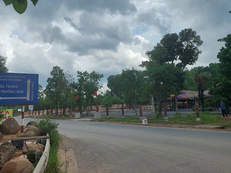 Độc đáo ngôi nhà bom - kỷ vật chiến tranh ở Quảng Trị - Anh 2