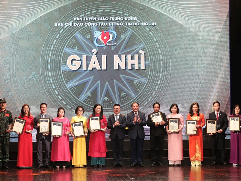 Thủ tướng: Đẩy mạnh truyền thông, quảng bá về đất nước, văn hóa, con người Việt Nam - Anh 4