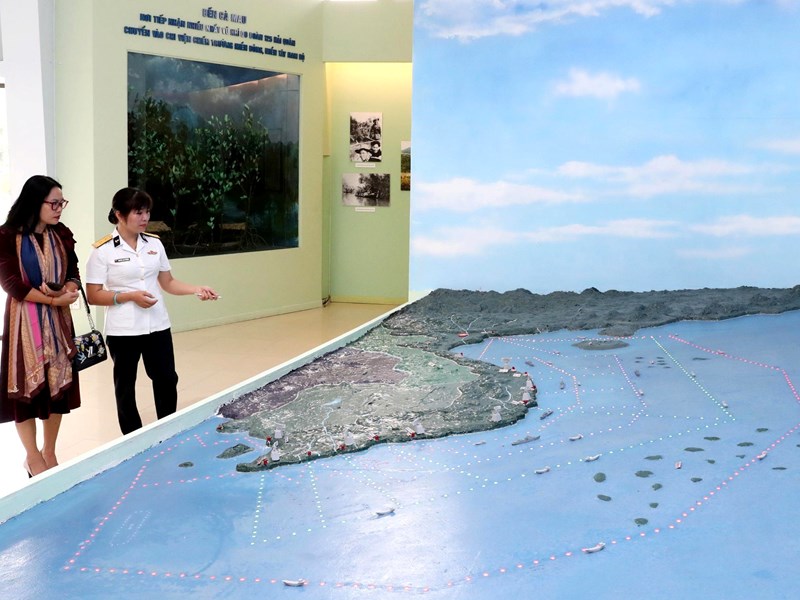 Những cột mốc chủ quyền vĩnh cửu (Bài 4): Hóa thân vào sóng nước, bảo vệ từng tấc đất quê hương - Anh 6