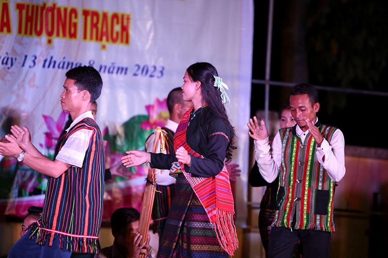 Bảo tồn và phát huy tinh hoa văn hoá của đồng bào DTTS ở Quảng Bình - Anh 2