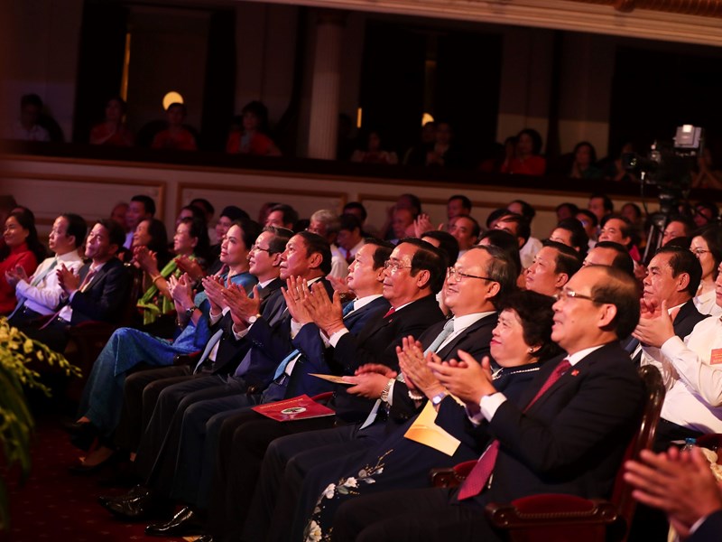 Tổng kết Liên hoan Tiếng hát Người cao tuổi toàn quốc 2023: Những giá trị tinh thần vô giá - Anh 2