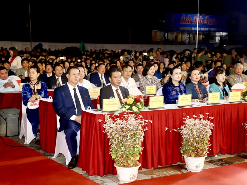 Hà Giang đón nhận danh hiệu thành viên mạng lưới Công viên địa chất toàn cầu Cao nguyên đá Đồng Văn lần thứ 3 - Anh 2