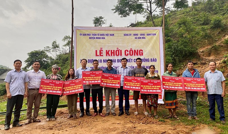 Quảng Bình: Xây mới và sửa chữa hơn 250 nhà “Đại đoàn kết” cho hộ nghèo đồng bào dân tộc - Anh 2