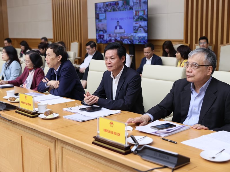 Thủ tướng: Tạo nên sức mạnh tổng hợp to lớn để du lịch Việt Nam phục hồi mạnh mẽ và “cất cánh” - Anh 8