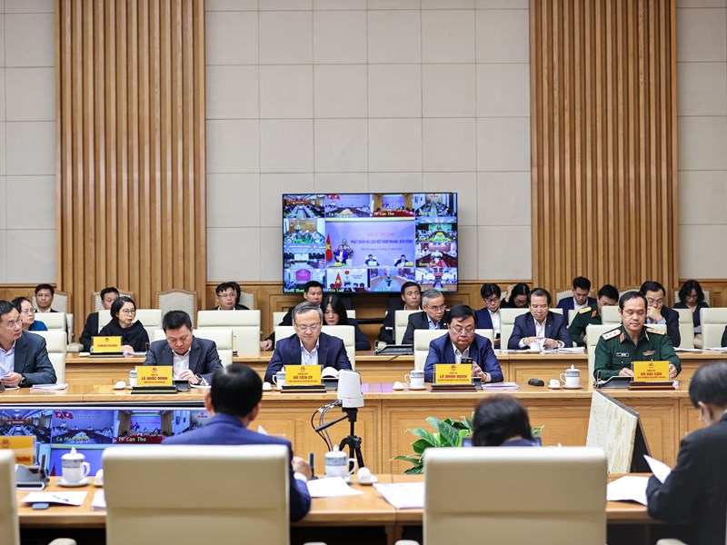 Bộ trưởng Nguyễn Văn Hùng: Năm đột phá để phục hồi và phát triển du lịch - Anh 3