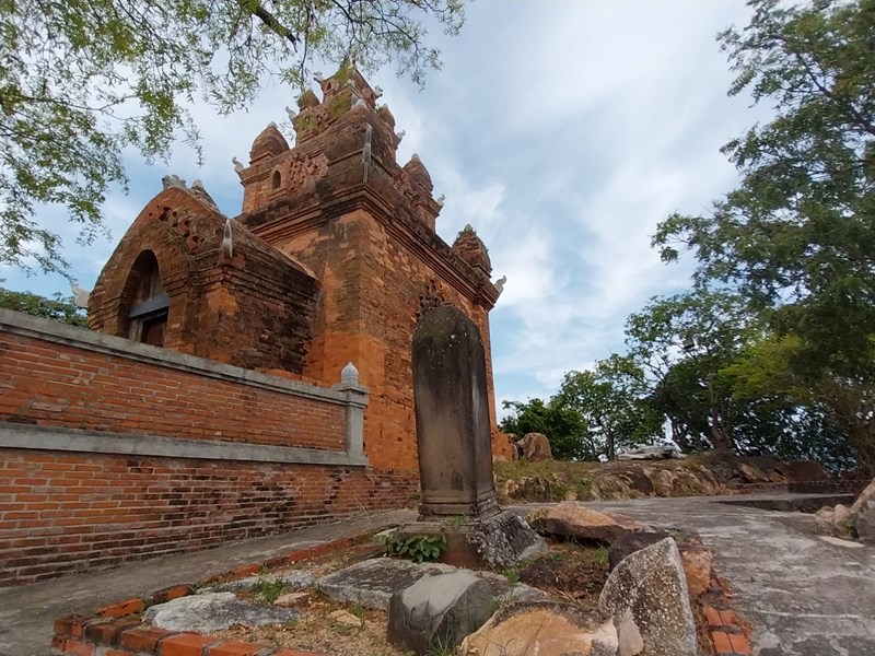 Khám phá tháp cổ Po Rome của đồng bào Chăm Ninh Thuận - Anh 5