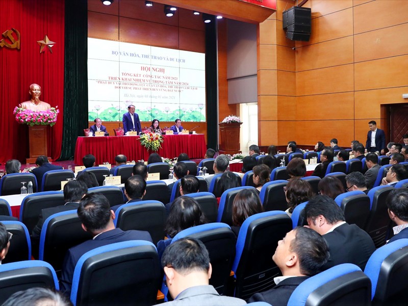 Bộ trưởng Nguyễn Văn Hùng: Đổi mới, sáng tạo, chủ động thay đổi tư duy - Anh 18