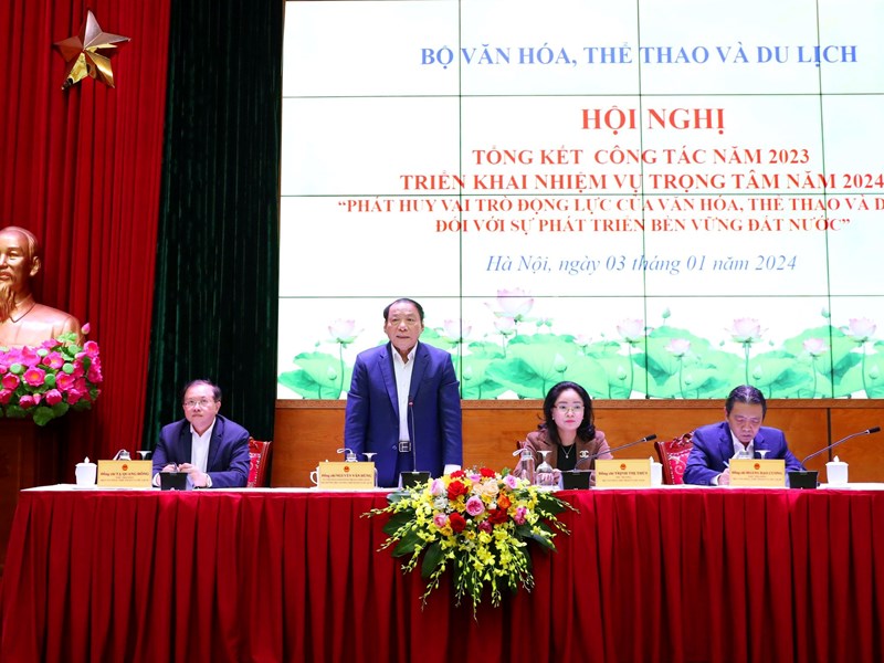 Bộ trưởng Nguyễn Văn Hùng: Đổi mới, sáng tạo, chủ động thay đổi tư duy - Anh 2
