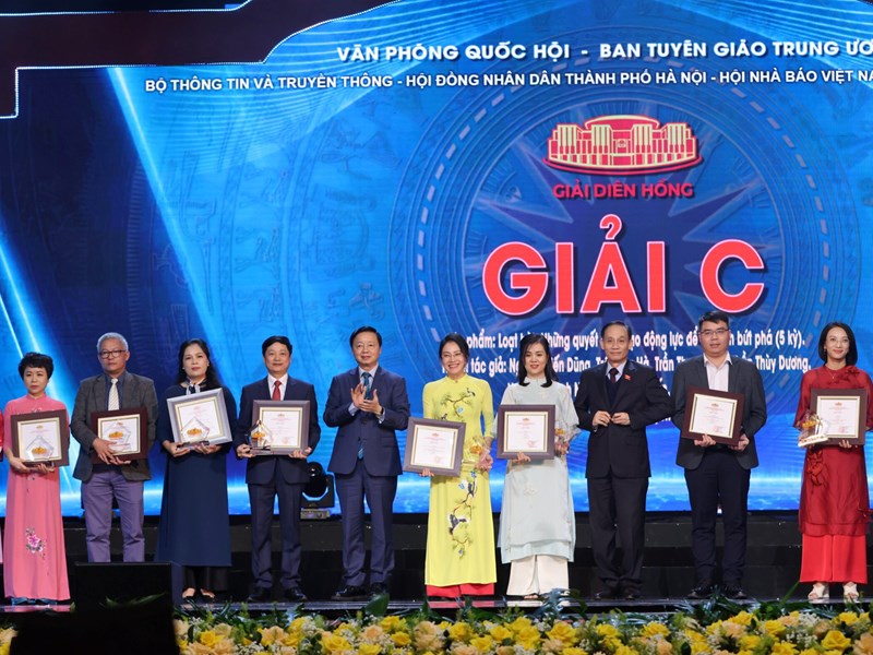 Báo Văn Hóa đoạt giải C Giải Diên Hồng lần thứ hai - Anh 5