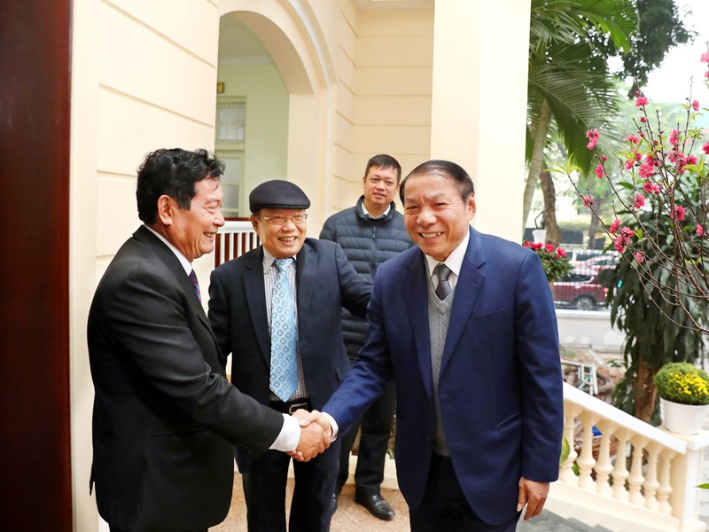 Bộ trưởng Nguyễn Văn Hùng: “Thế hệ hôm nay luôn trân trọng nền tảng thế hệ đi trước đã gây dựng” - Anh 1