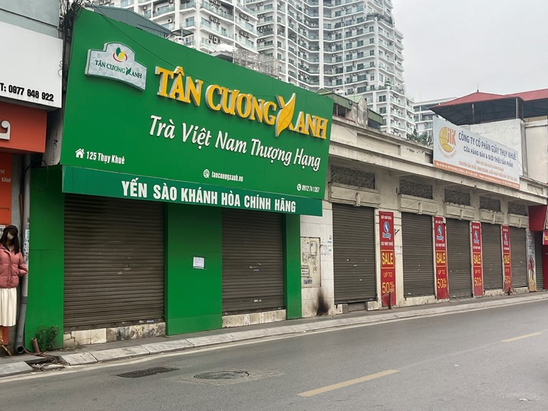 Đường phố Hà Nội vắng vẻ trong sáng mùng 1 Tết Giáp Thìn - Anh 8