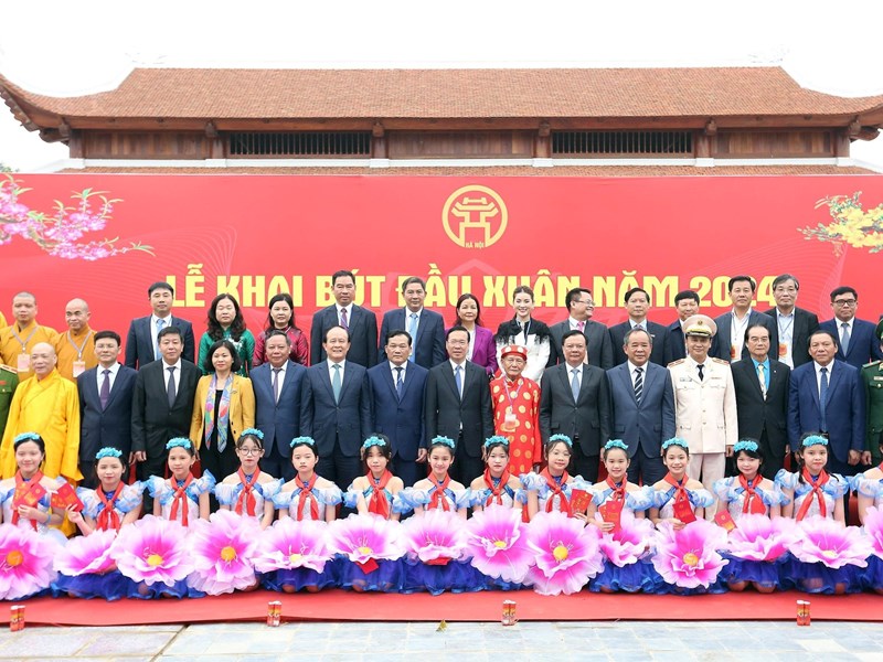 Chủ tịch nước Võ Văn Thưởng dự khai bút đầu Xuân tại Hà Nội - Anh 6
